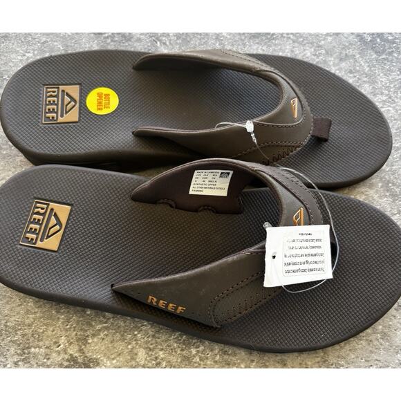 Reef Mens Flip Flops Sandals Brown Gum Size 8 Bottle Opener NWT